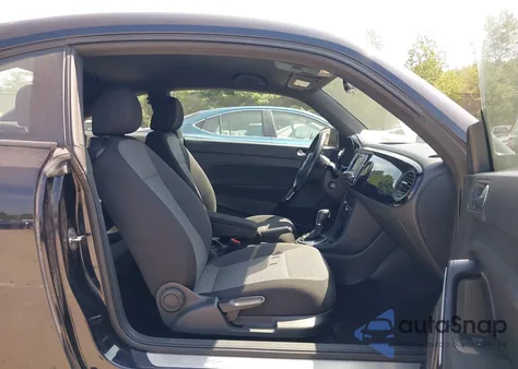 2019 Volkswagen Beetle 2.0T Final Edition Se/2.0T Final Edition Sel/2.0T S from USA, damaged, VIN 3VWFD7AT1KM709582